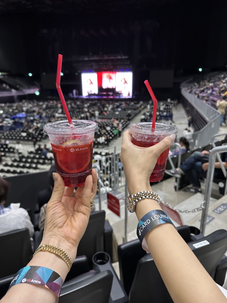 ライブ前に乾杯!