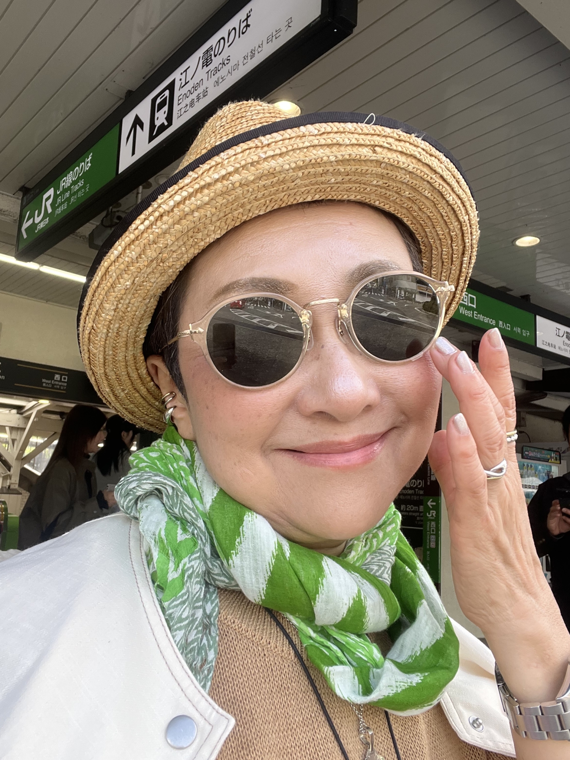 ワークショップに向かう加藤理恵さん