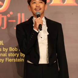 ニック・アースティン役の坂本昌行さん