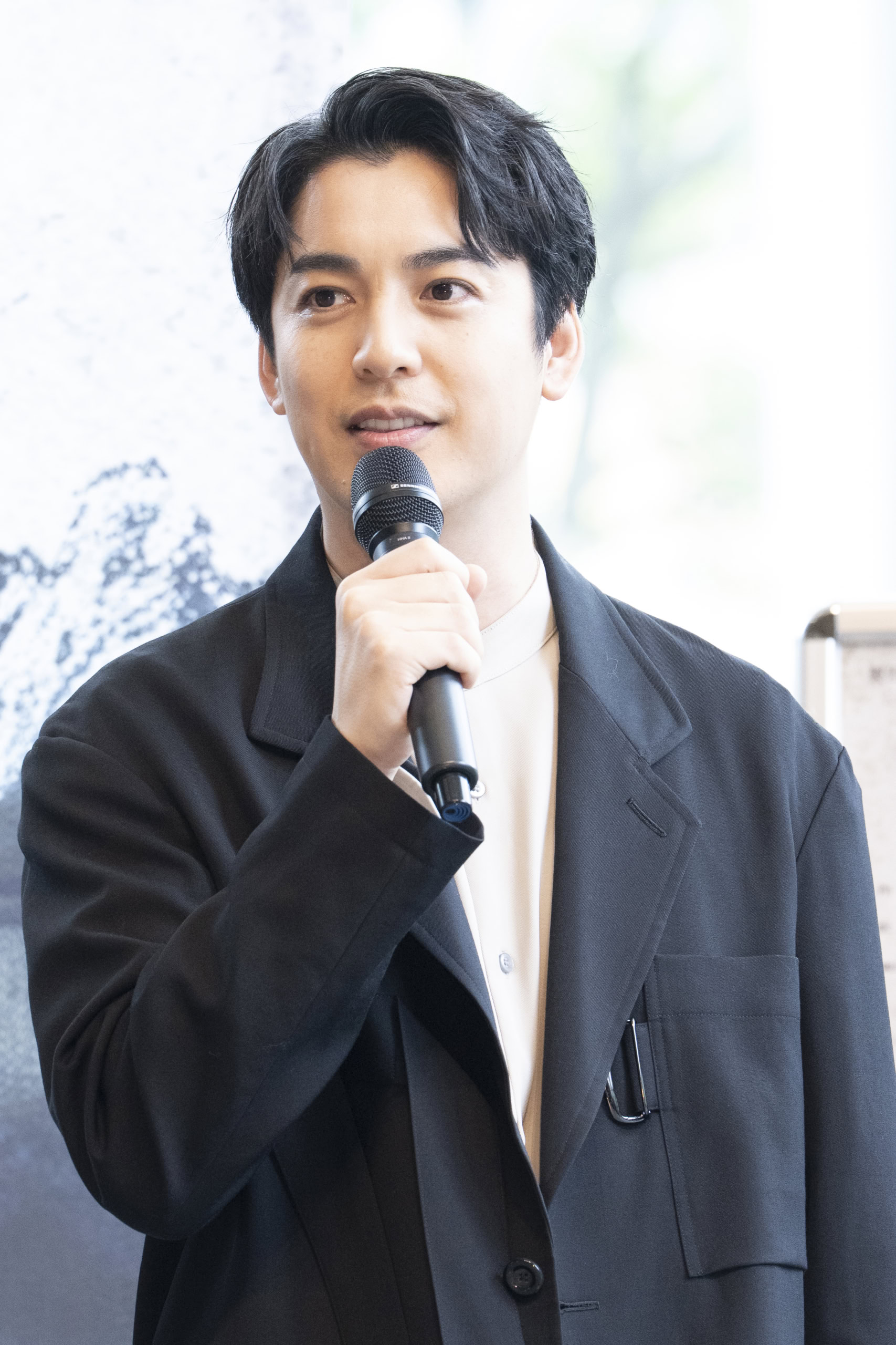 エドマンド役・大野拓朗さん