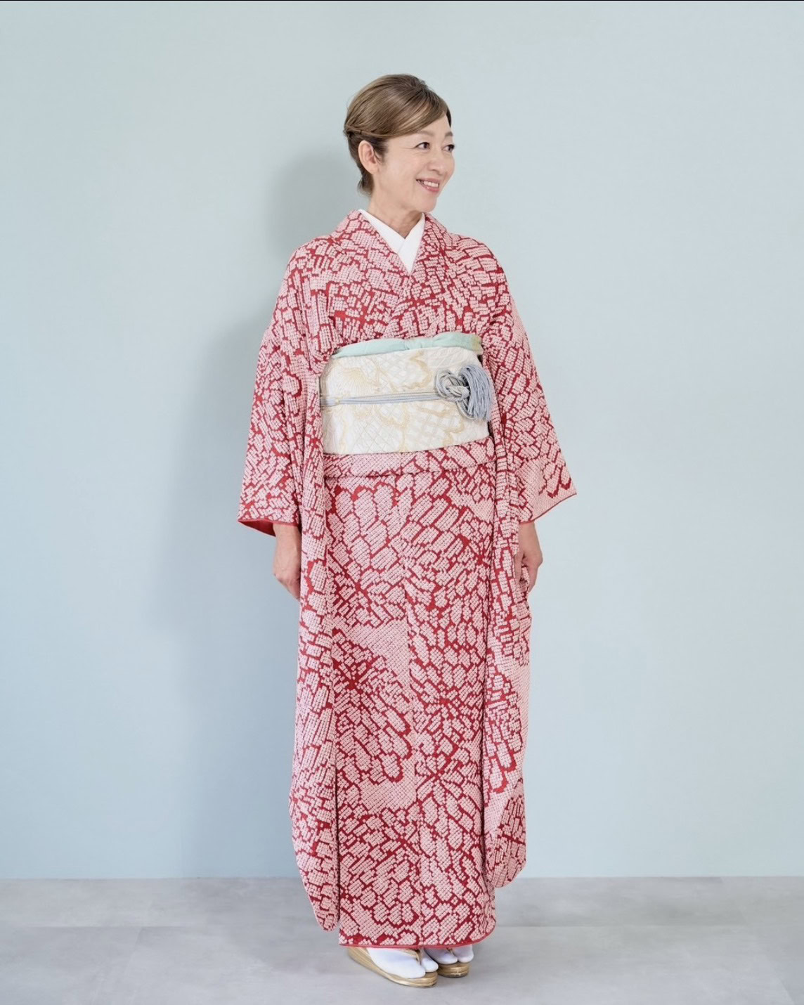 還暦のお祝いに振袖で記念撮影