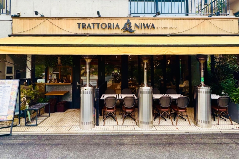 表参道駅近くにあるイタリア料理の名店「TRATTORIA庭」外観