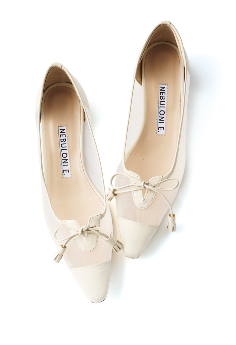 フラットシューズ¥68,200/ネブローニ
