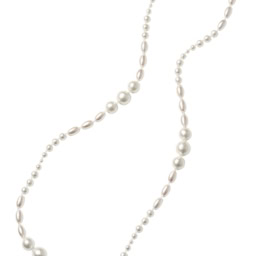 ネックレス¥24,200／アビステ