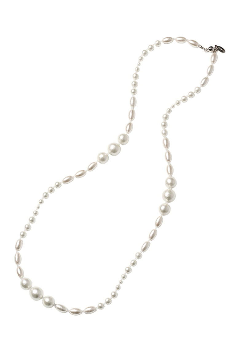 ネックレス¥24,200/アビステ