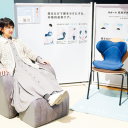 4.MTGの姿勢ケアブランド「Style」では、製品の座り心地体験や、AI姿勢チェックも。