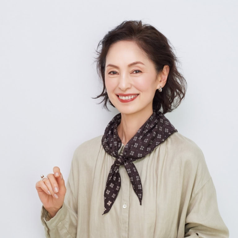 【第10位】【60代アイメイク】アイラインもマスカラもにじませない！プロが現場で実践するパンダ目防止テクニックを伝授【山本浩未さんのこれだけメイク塾】