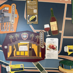 地図の中には、お店とお料理の写真があるのでわかりやすい