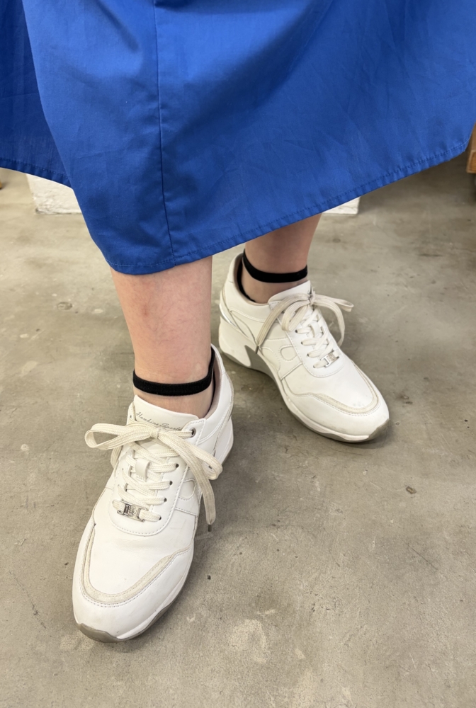 靴はホーキンス