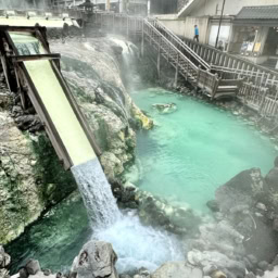 草津温泉の湯畑