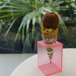「SoBAP（ソバップ）」の「ドバイチョコセレブ風クレープ」