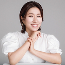 ヘア&メイクアップアーティスト長井かおりさん
