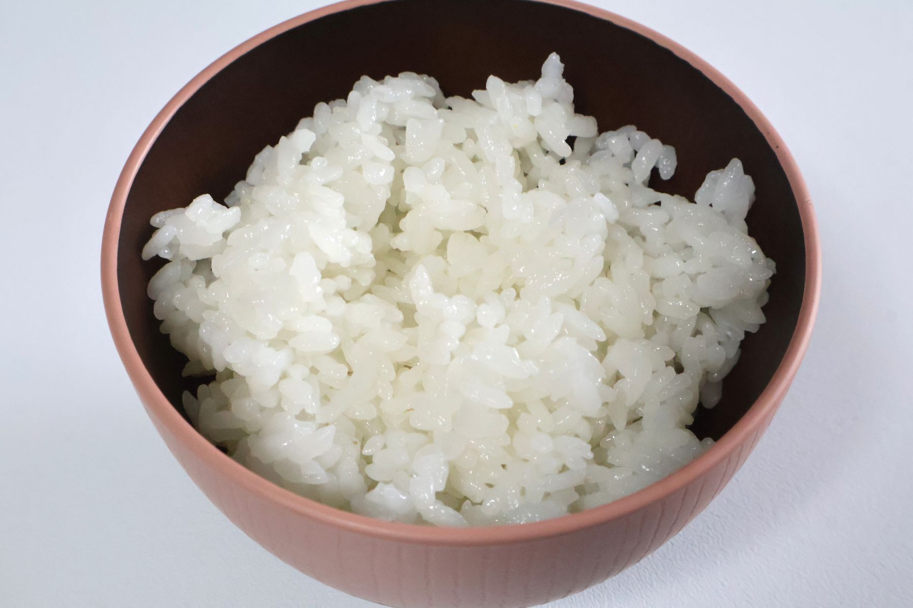 ダイソー　「電子レンジ調理器　ご飯一合炊き」　￥110（税込）で炊いたお米