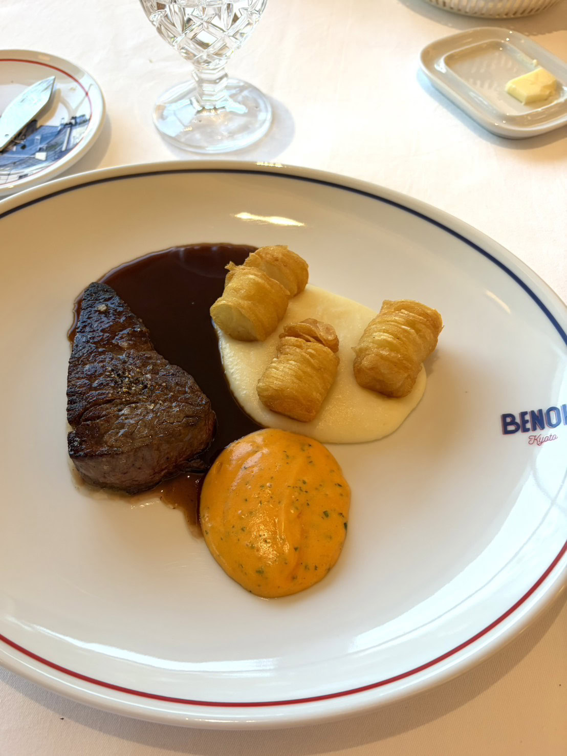 牛フィレ肉のロティ