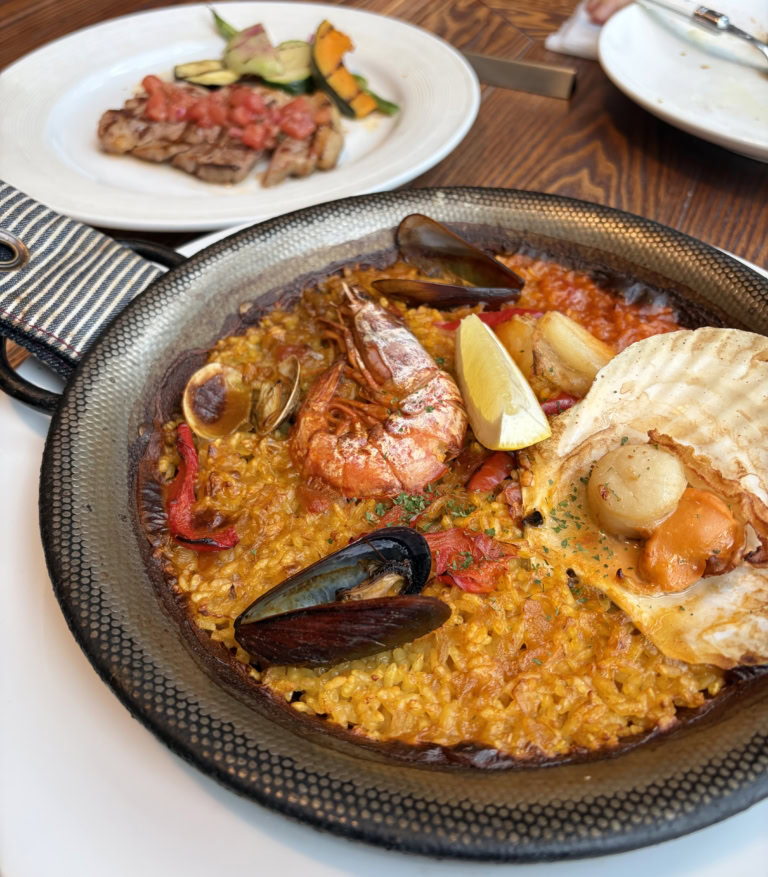 Bar Espanol LA BODEGAのパエリア