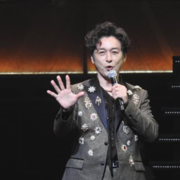 劇団四季名作や「エリザベート」の石丸幹二（東京、神戸公演のみ出演）
