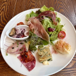 Bar Espanol LA BODEGAでランチ