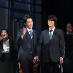 カール役　鈴木拡樹さん