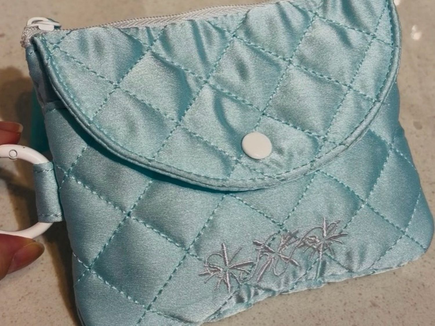 POUCH　￥2,800