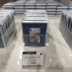 PHOTO CARD BINDER　￥2,500