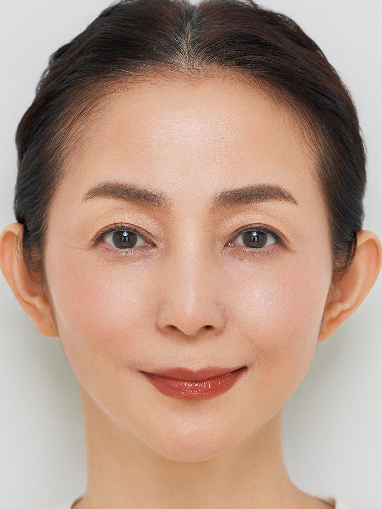 下まぶたラメなしのメイク