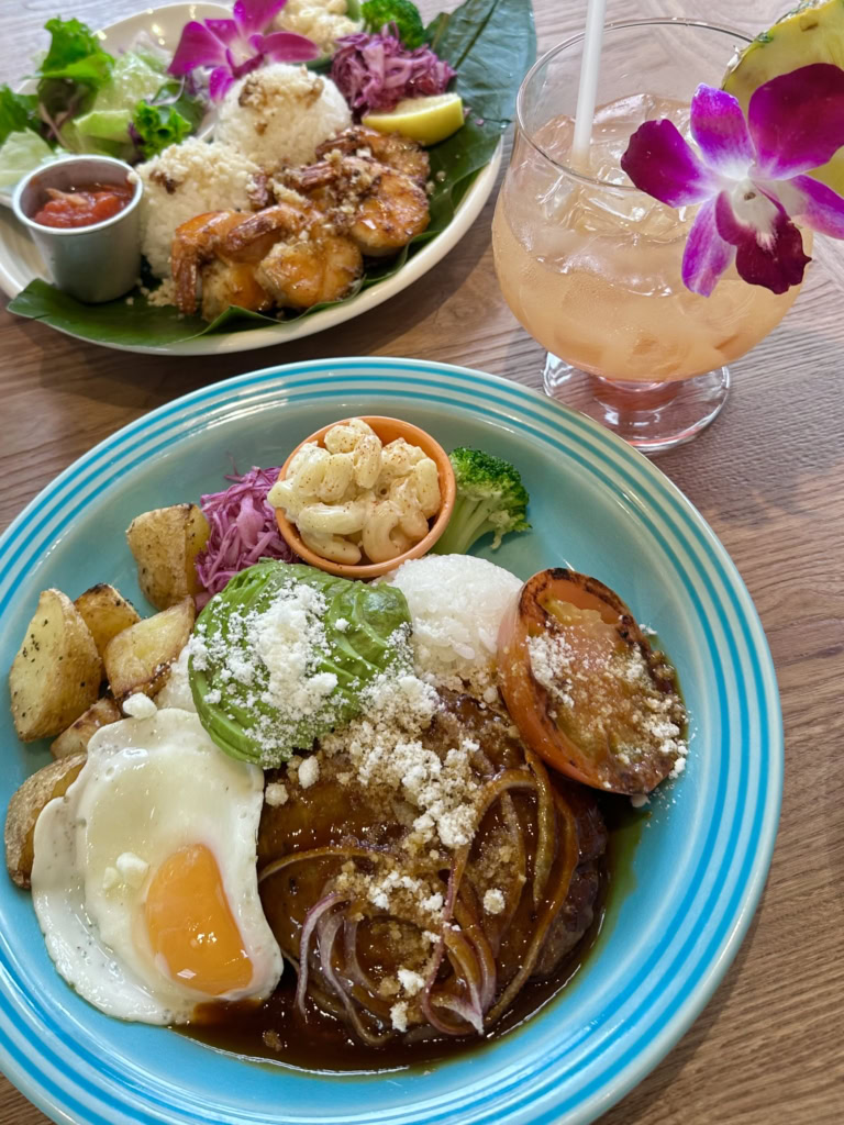 ハワイアンカフェでランチ