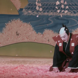 映画『襲名』シーン画像　2019年、海老蔵として手がけた『星合世十三團　成田千本桜』。