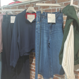 秋冬の展示会でもショートパンツをたくさん見ました。