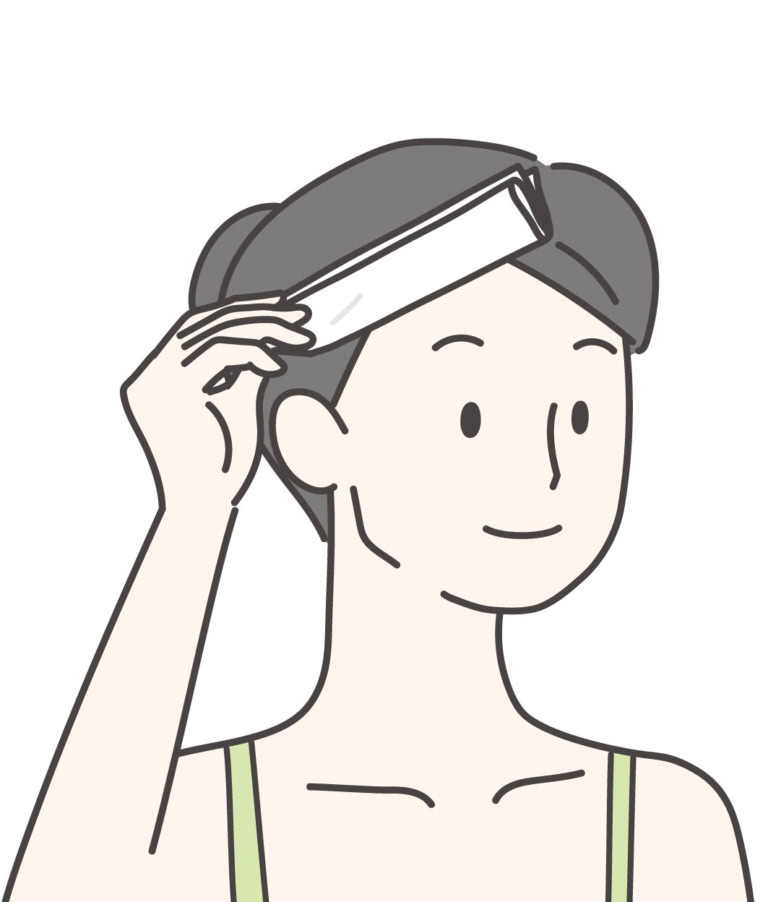 STEP【2】おでこ→耳の前へ流す