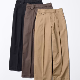 タックチノパンツ ¥4,990／ユニクロ