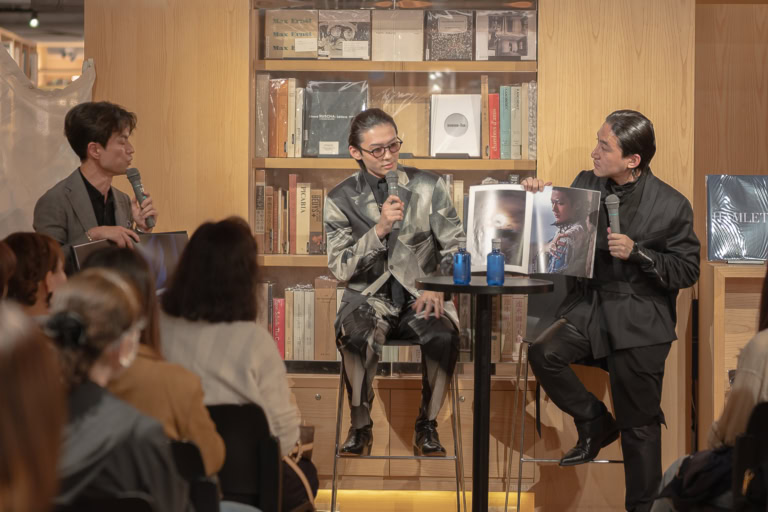 ©Kaori Saito 市川染五郎さん、中里唯馬さん 写真集「HAMLET」発売記念トークイベント