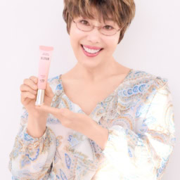 近所ではノーメイクでサンバイザー派の平野レミさんが「これいい！」とハマった トーンアップも叶えるUV乳液