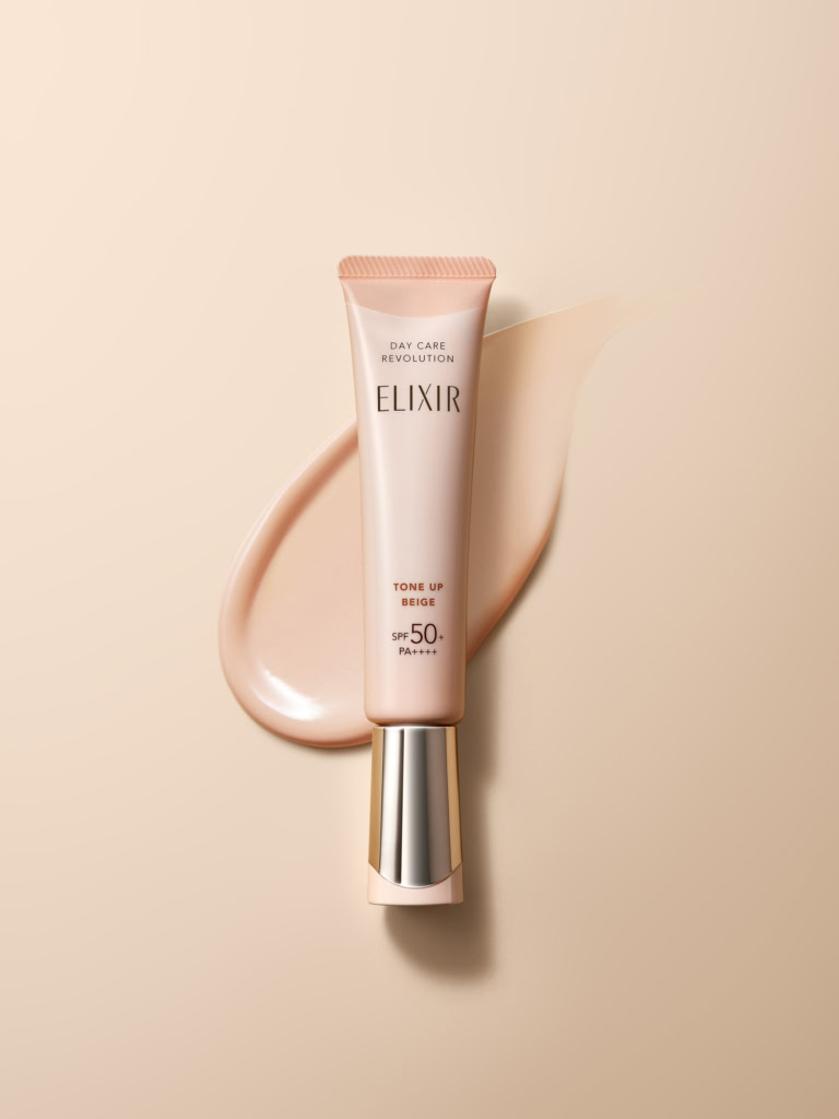 エリクシール デーケアレボリューション トーンアップ BE + ca 35g SPF50+・PA++++ ¥3,410